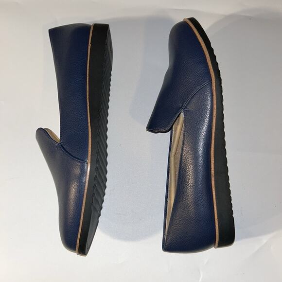 CLEARANCE NIB Women's LifeStride Zendaya Loafer Navy Size 7 M - Picture 8 of 12